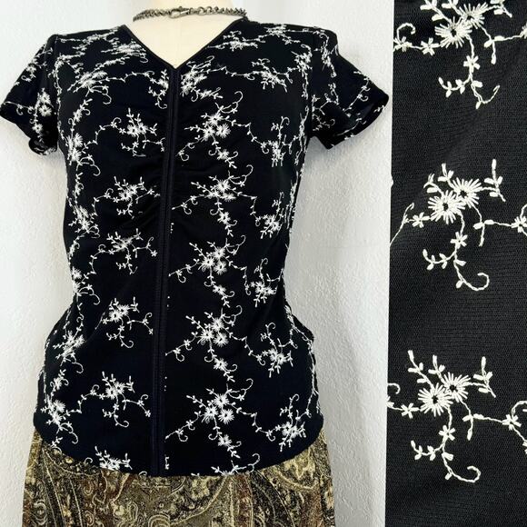 Whimsigoth Black and White Floral Embroidered Mesh Short Sleeve Top - Picture 1 of 5